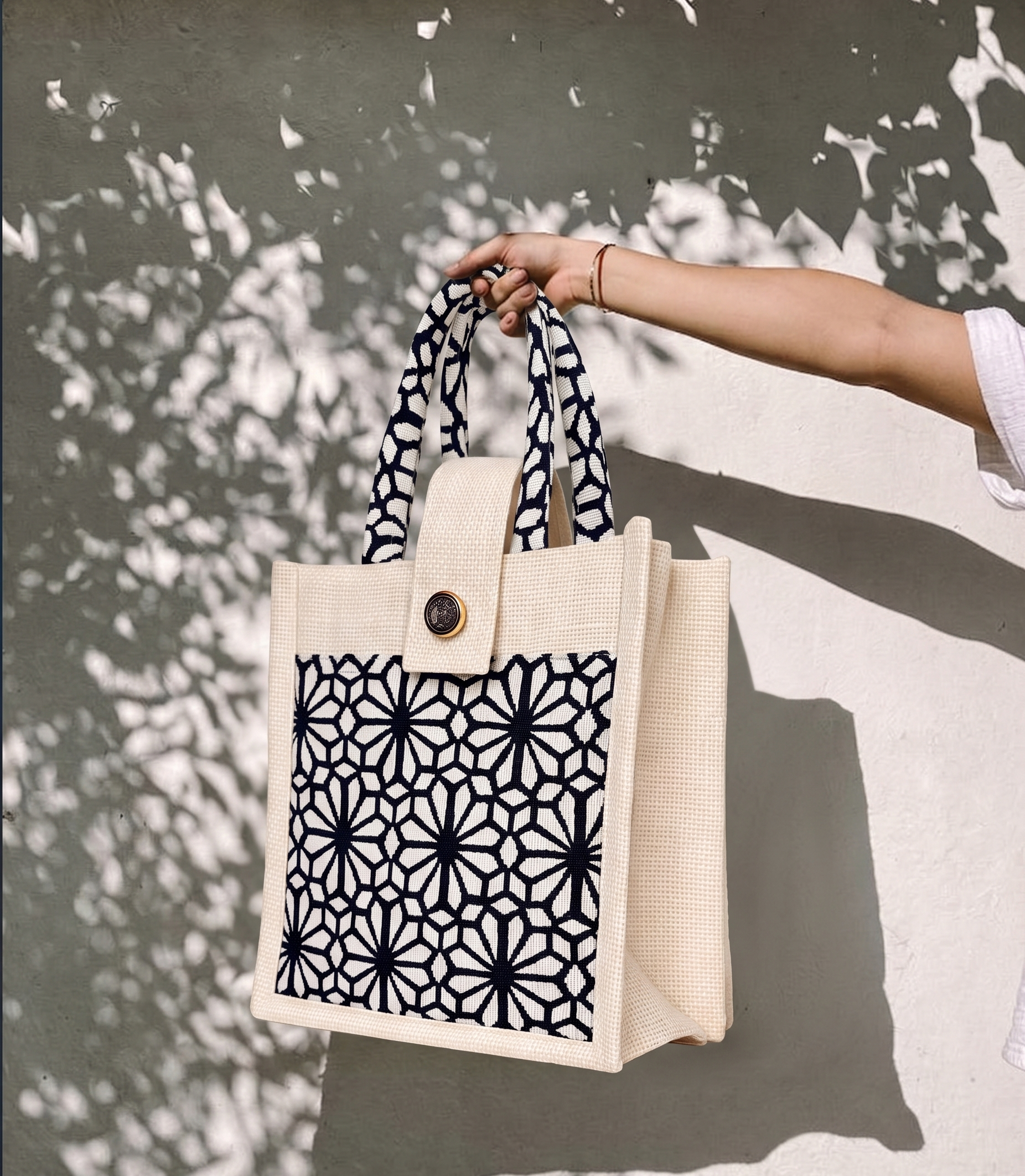 The Nova Tote